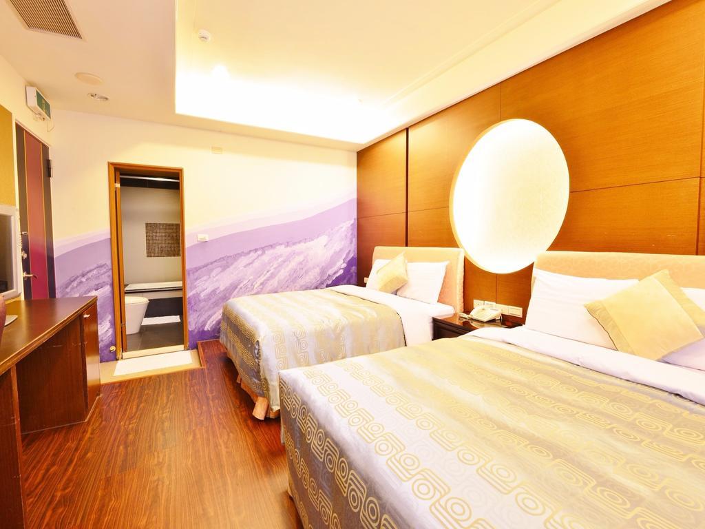 Tranquil Sea Vacation Hotel Kenting Extérieur photo