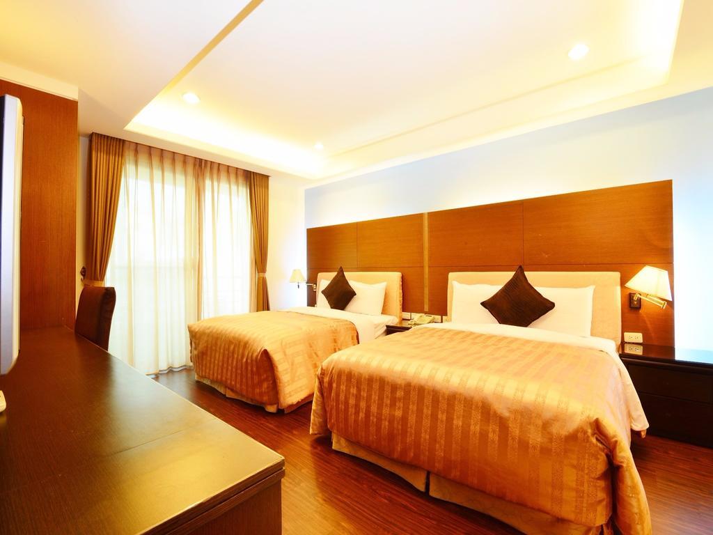 Tranquil Sea Vacation Hotel Kenting Extérieur photo