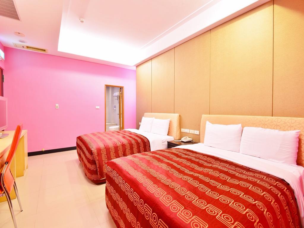 Tranquil Sea Vacation Hotel Kenting Extérieur photo