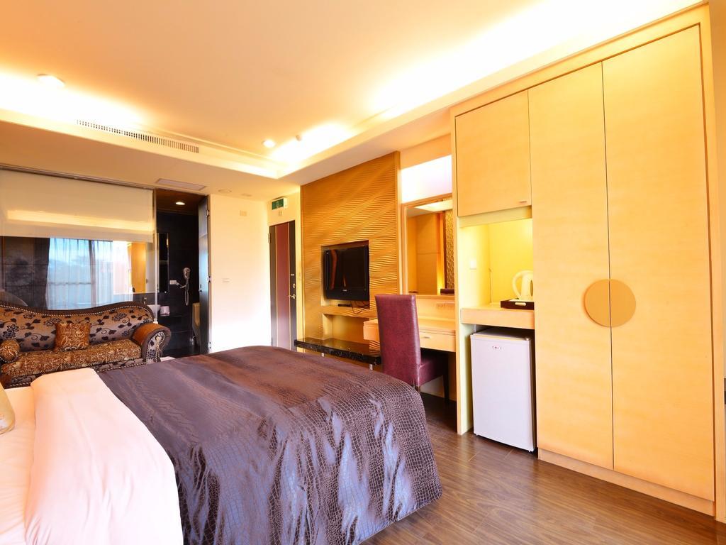Tranquil Sea Vacation Hotel Kenting Extérieur photo