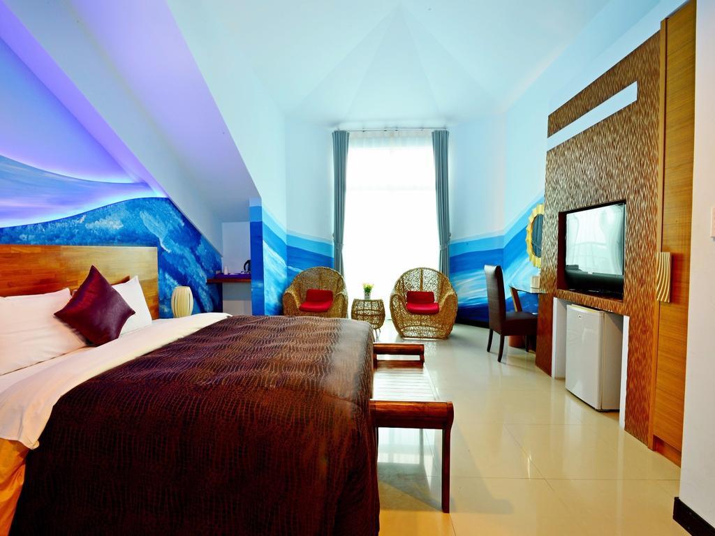 Tranquil Sea Vacation Hotel Kenting Extérieur photo