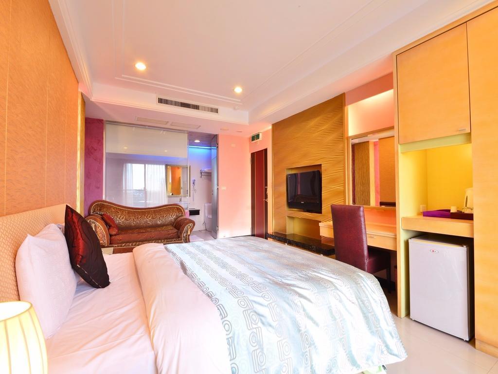 Tranquil Sea Vacation Hotel Kenting Extérieur photo