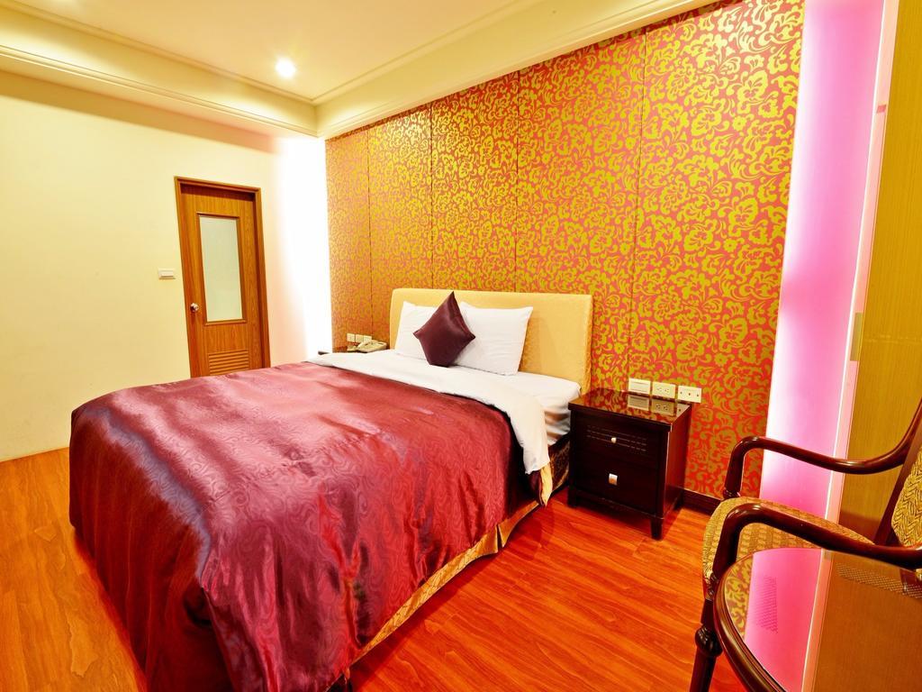 Tranquil Sea Vacation Hotel Kenting Extérieur photo