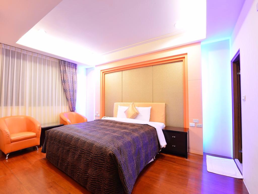 Tranquil Sea Vacation Hotel Kenting Extérieur photo