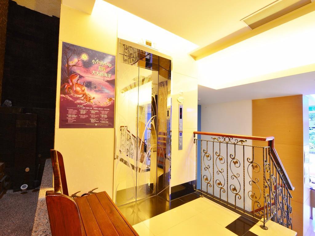 Tranquil Sea Vacation Hotel Kenting Extérieur photo